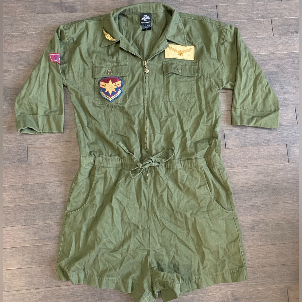 Her Universe Captain Marvel Cargo Romper Women’s M